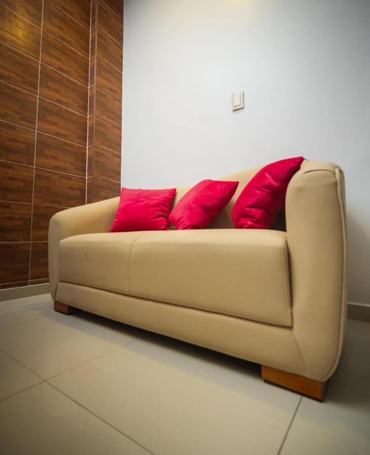 טראפוטו Hotel Nilas מראה חיצוני תמונה